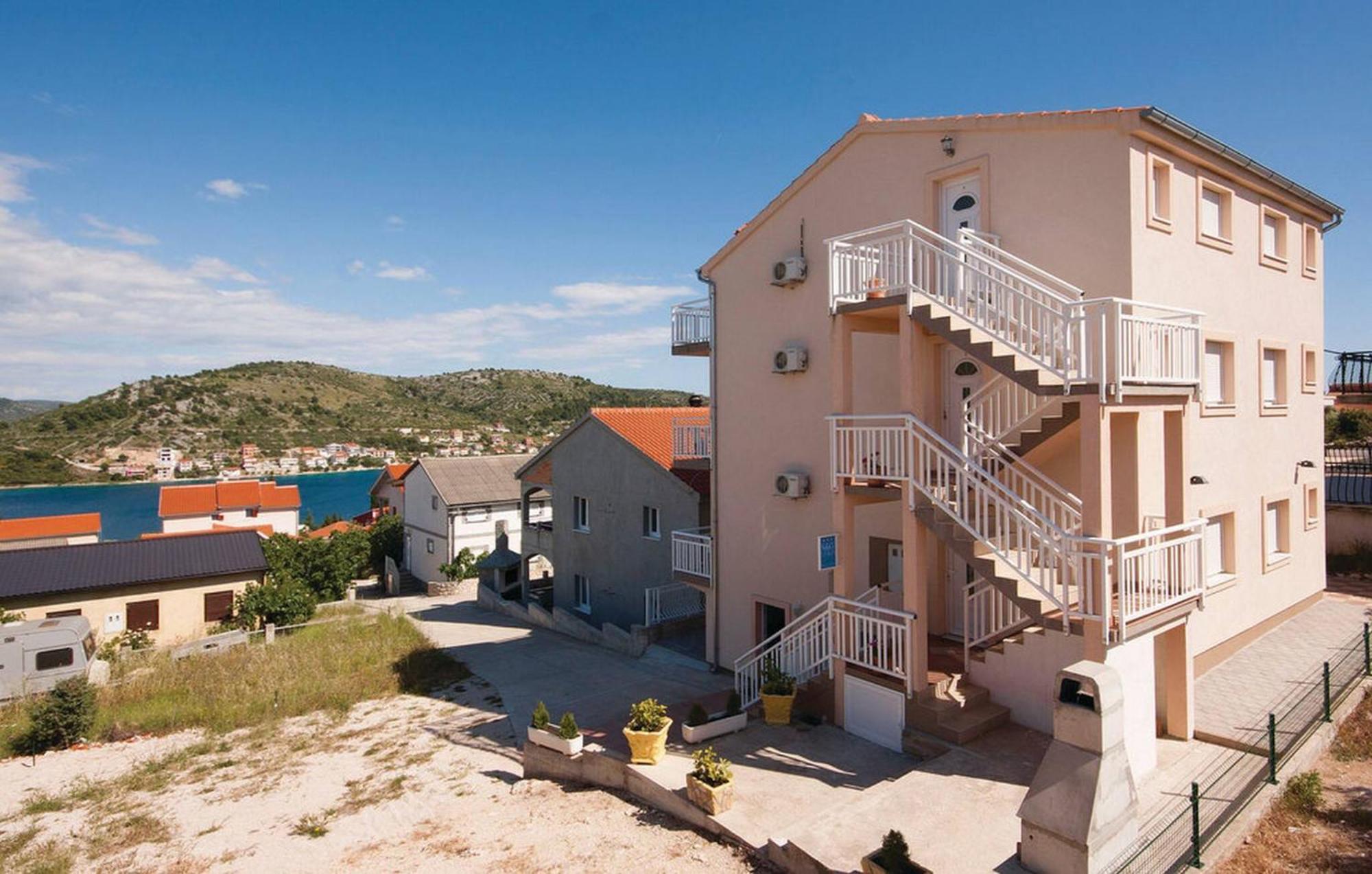 S&G Leko Apartmani Rogoznica Rogoznica  Luaran gambar